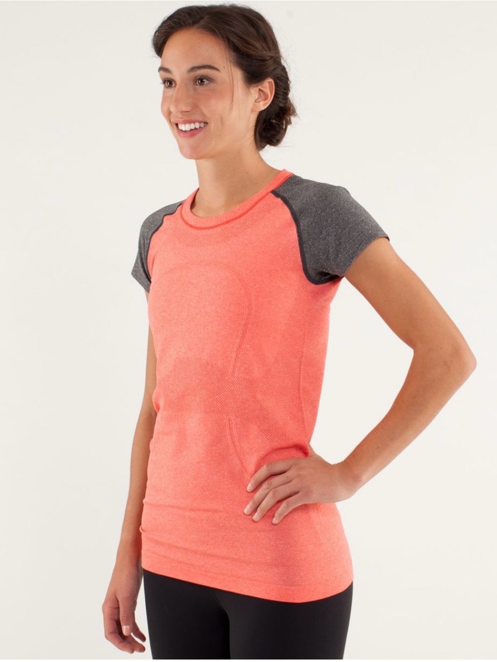 Lululemon Run: Swiftly Tech Short Sleeve Love Red Deep Coal W3033S size 10